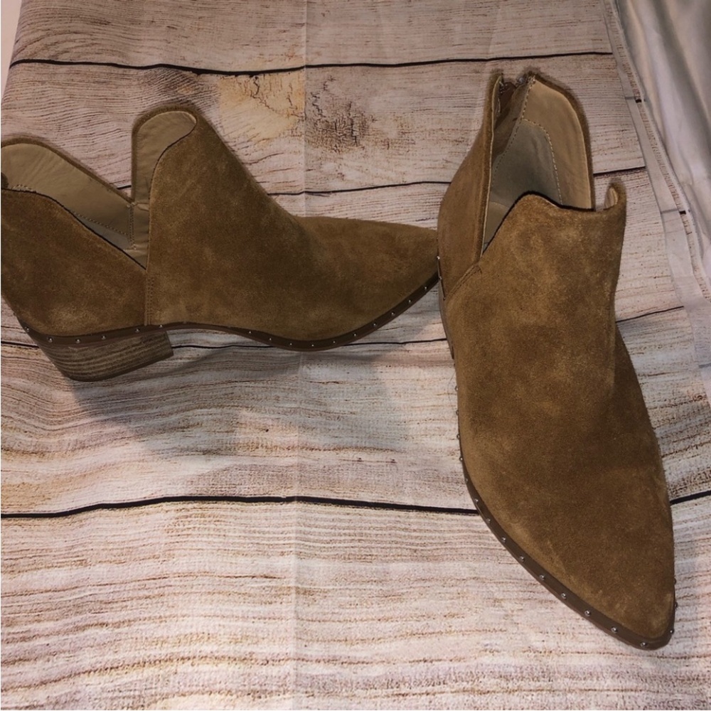 Steve Madden suede ankle boot chestnut